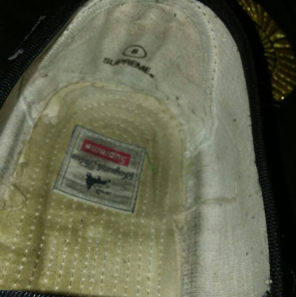 Supreme slip ons - Picture 3 of 3
